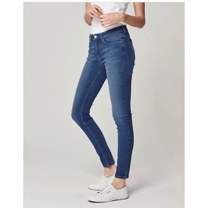 The White Company Symons Mid Wash Jeans Sz 10